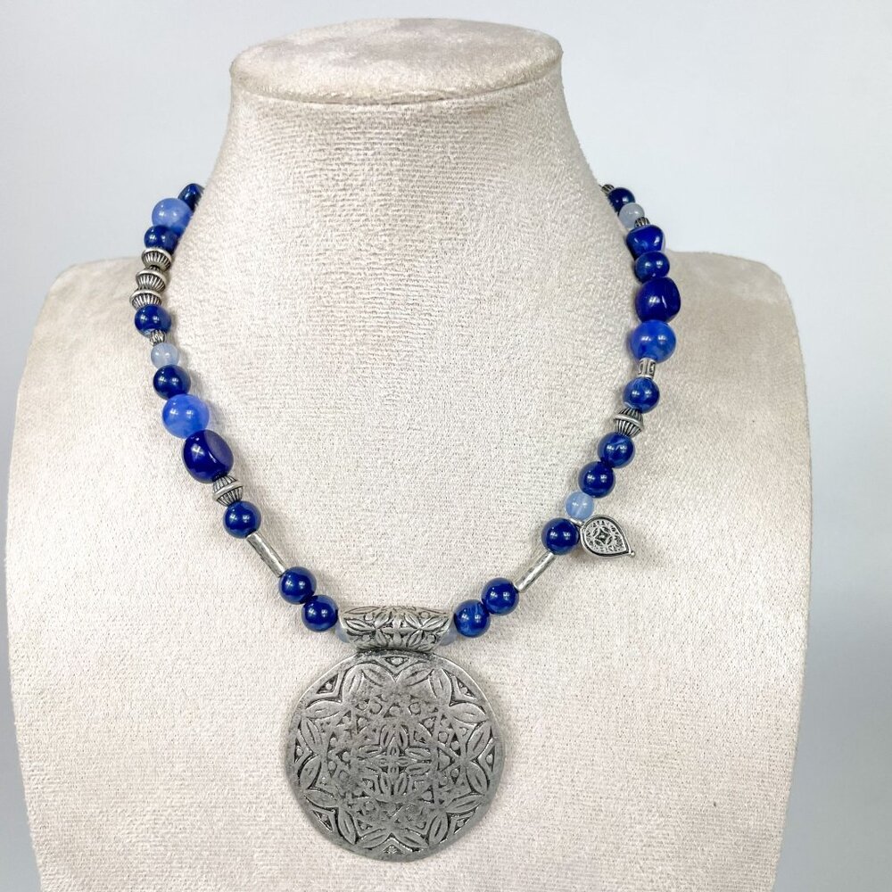 Chicos Blue Sky Beaded Short Necklace Round Silver Ornate Pendant New